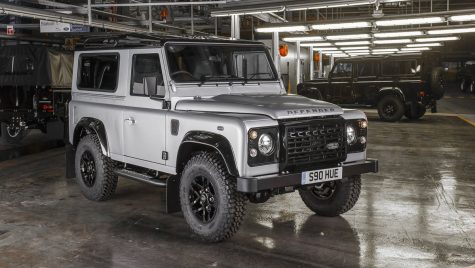 Producția lui Land Rover Defender s-ar putea prelungi și în 2016