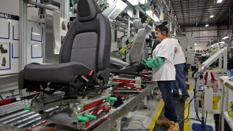 Faurecia deschide o fabrică de componente auto în Vâlcea