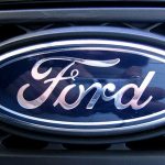 Ford Motor îşi amână investiţiile în Spania, dar va produce vehicule electrice la fabrica din Valencia