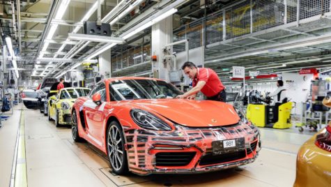 Angajații Porsche vor lua o primă uriașă pentru îndeplinirea obiectivelor