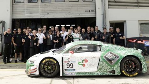 Premieră mondială pentru maşina de curse cu sistem de direcţie prin fir