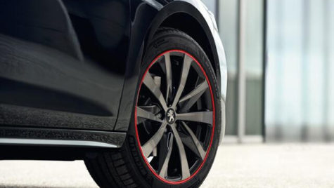 PSA şi Fiat Chrysler nu renunţă la niciun brand auto