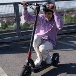 Ce alegi pentru drumurile tale zilnice: bicicletă electrică, trotinetă sau scuter electric?