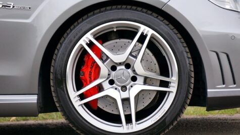 Cum să alegi anvelope auto economice fără a-ți pune siguranța în pericol